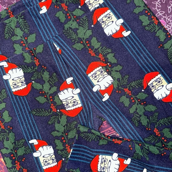 Festive Christmas Leggings - Picture 4 of 8